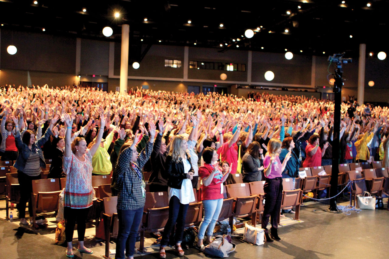 More than 2,500 women attended the Women’s Retreat, enjoying worship with Marcy Priest (Photo: Tiffany Zylstra)