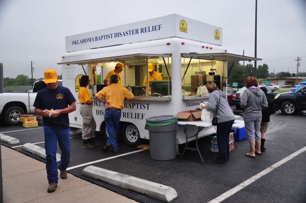 Oklahoma Baptist disaster relief volunteers serve meals on May 7-8 to victims and volunteer workers, at Snow Hill Baptist Church near Tuttle. (Photo: David Crowell)