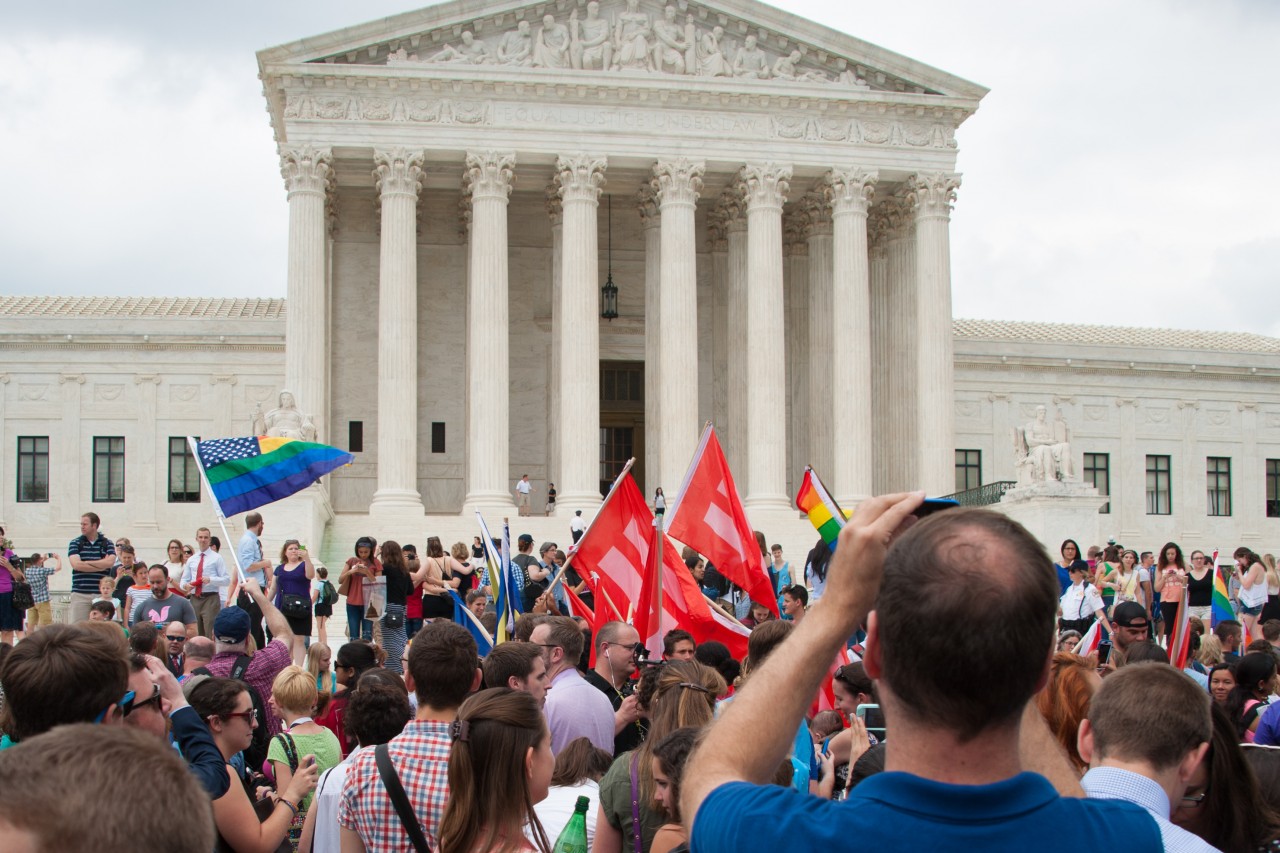 Supreme Court extends same-sex marriage nationwide