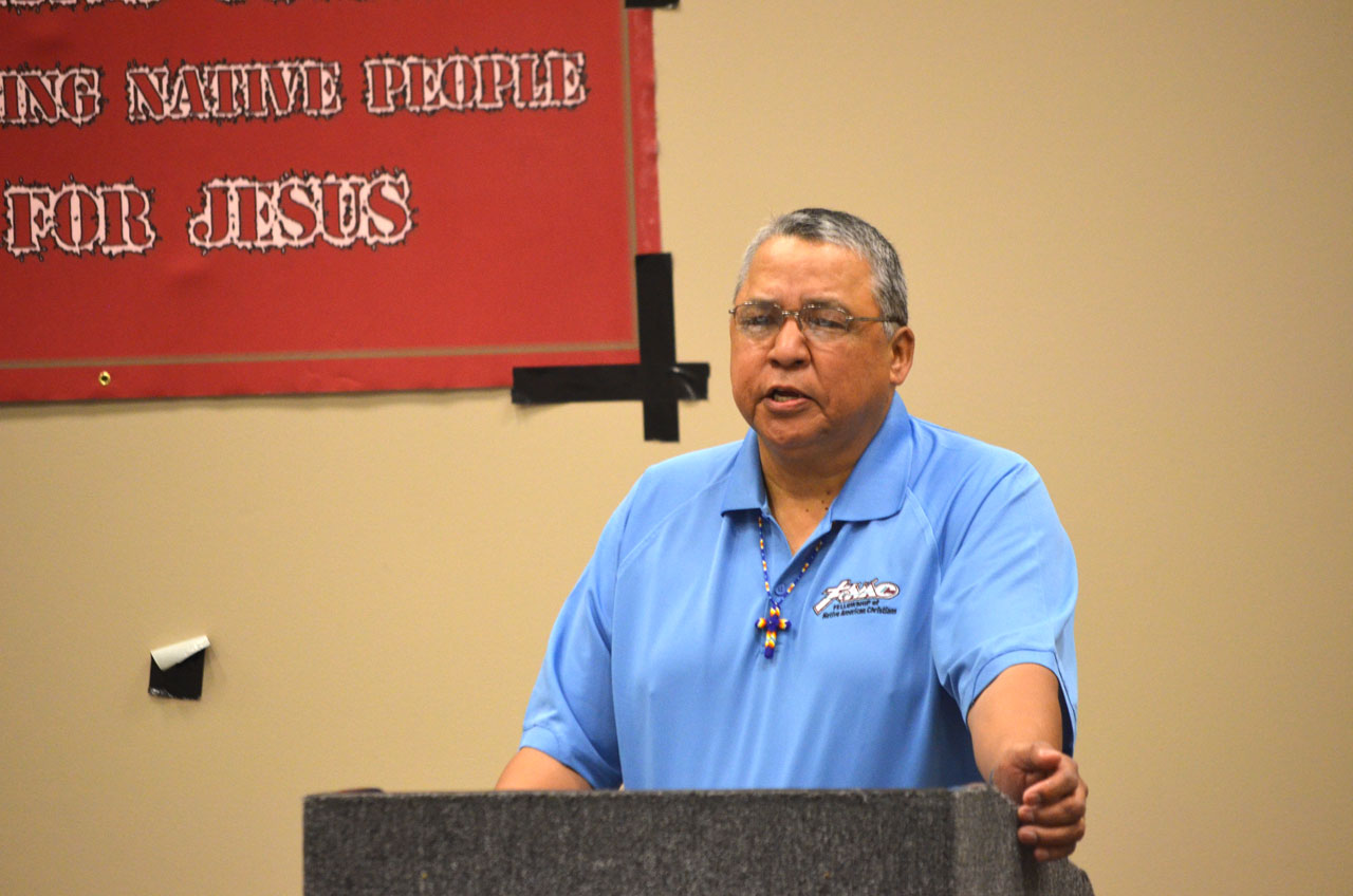 Gary Hawkins gives the directors report at the FoNAC annual meeting. (Photo: Chris Doyle)