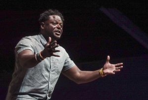 Pastor and former NFL linebacker Derwin Gray coached conference-goers on the work of an evangelist in uniting people across ethnic, class and generational boundaries at the 2016 SBC Pastors' Conference in St. Louis June 13. (Photo: Matt Miller)
