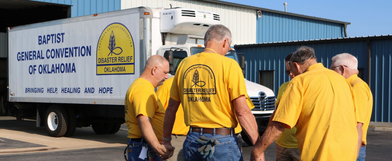 Oklahoma Baptist Disaster Relief feeding unit, volunteers on way to Houston