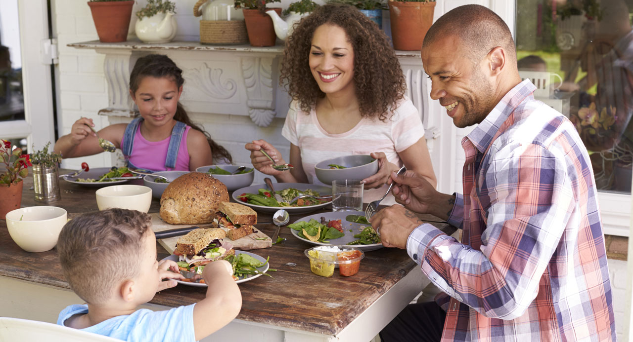 Christian Health: The importance of family mealtime