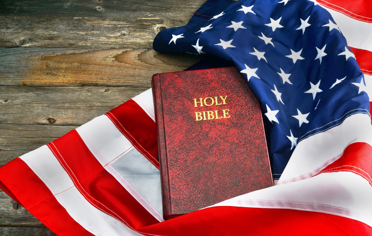 Lifeway Research: Patriotic displays common in July 4th church services