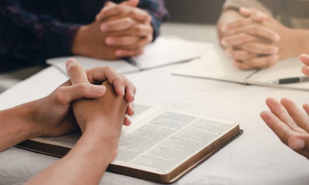 Lifeway Research: 10 reasons to launch a new Bible study group