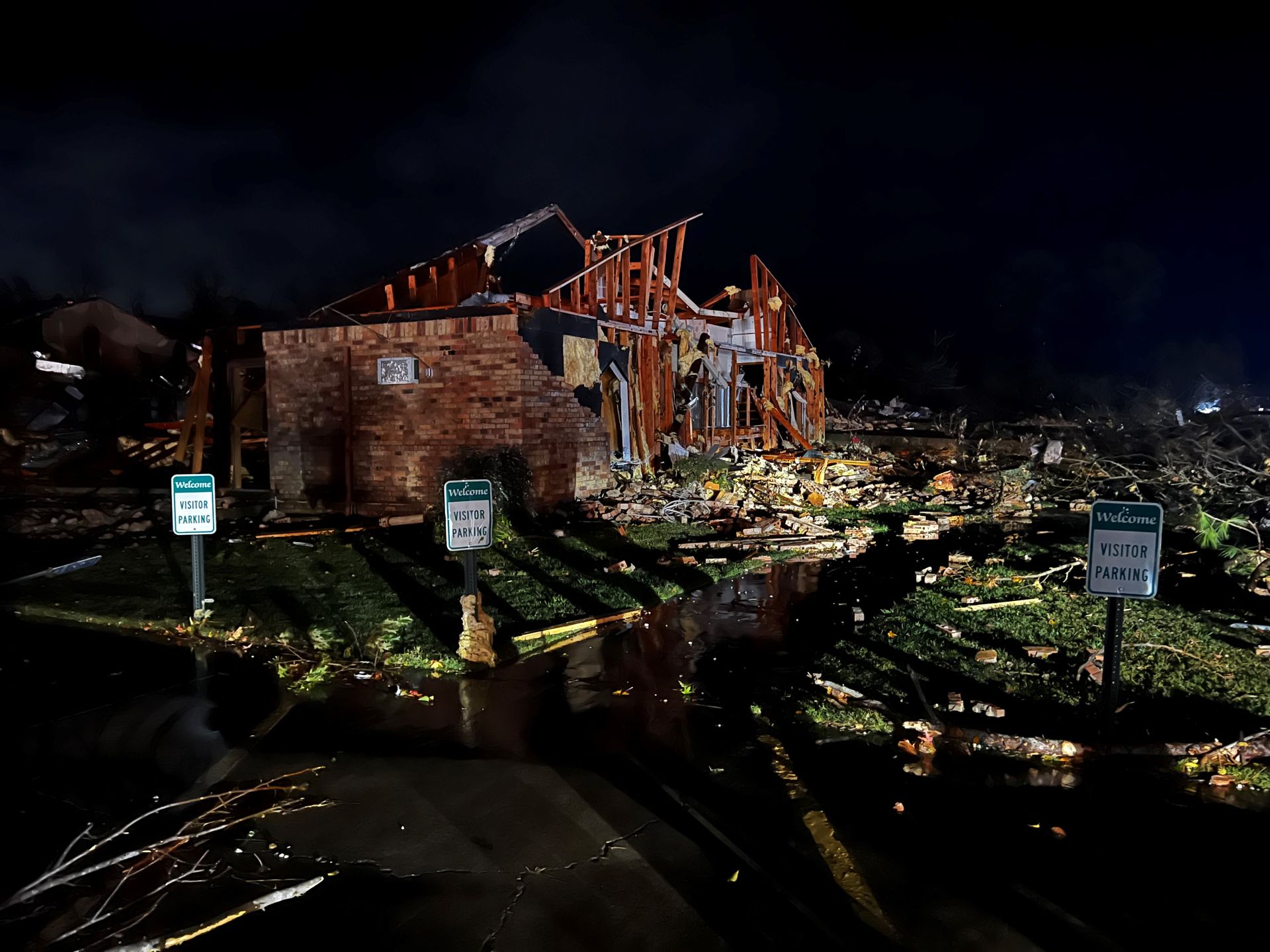 After Destructive SE Okla Tornadoes Oklahoma Baptist Disaster Relief 