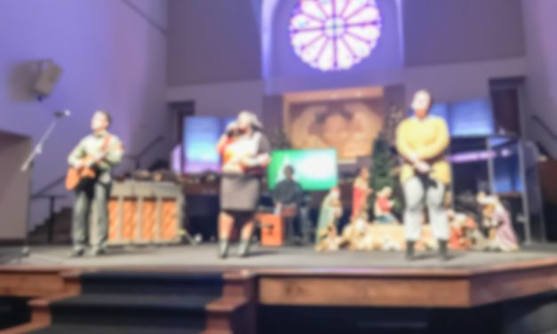 Lifeway Research: Pastors say Christmas Eve is most-attended holiday service