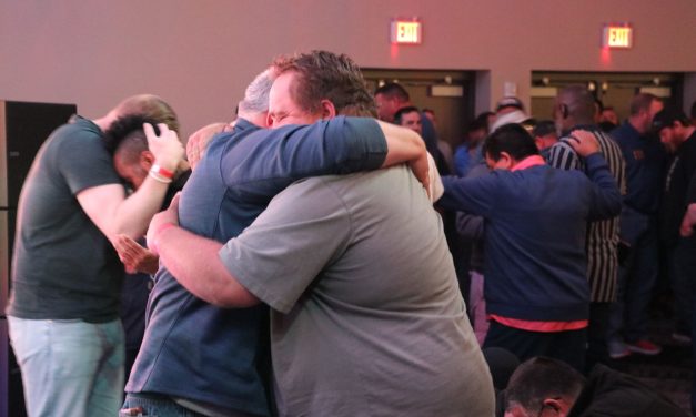 Men’s Retreat challenges men to ‘Stand Firm’ with more than 900 meeting at Falls Creek, April 28-29
