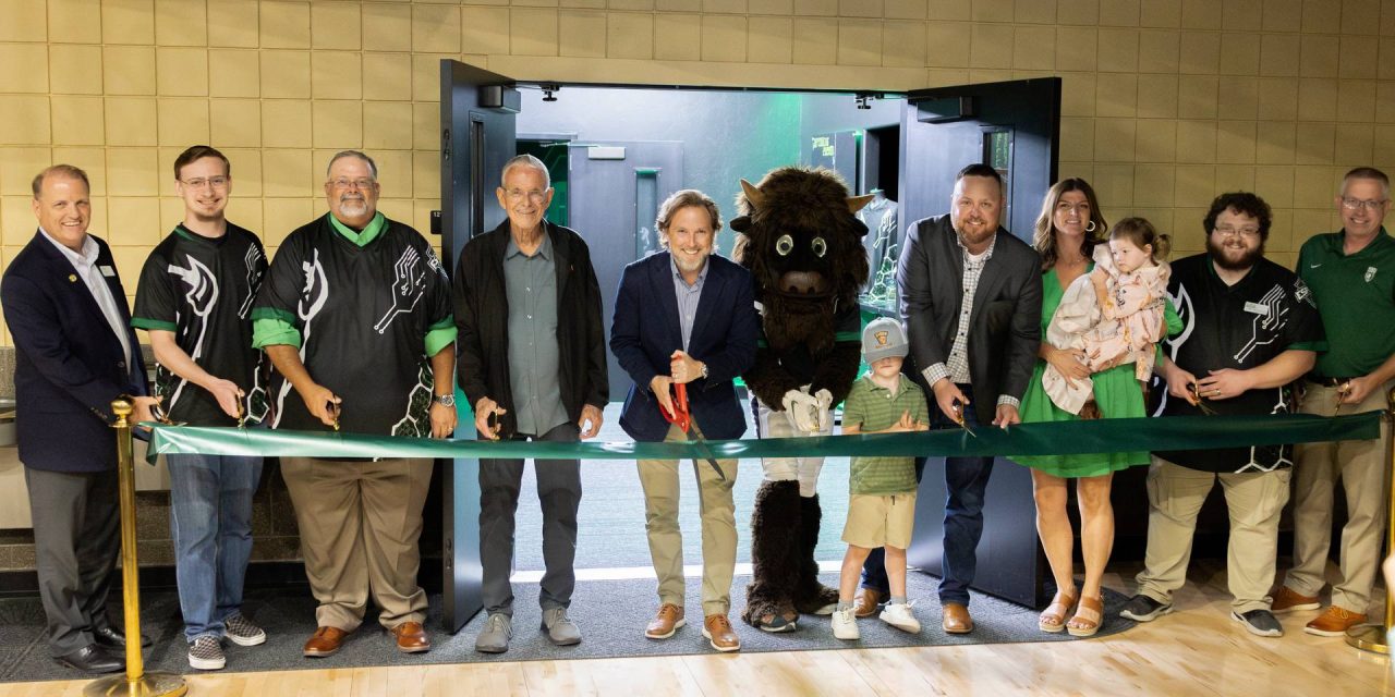 OBU Celebrates Grand Opening of Brant and Leslie Hill Esports Arena