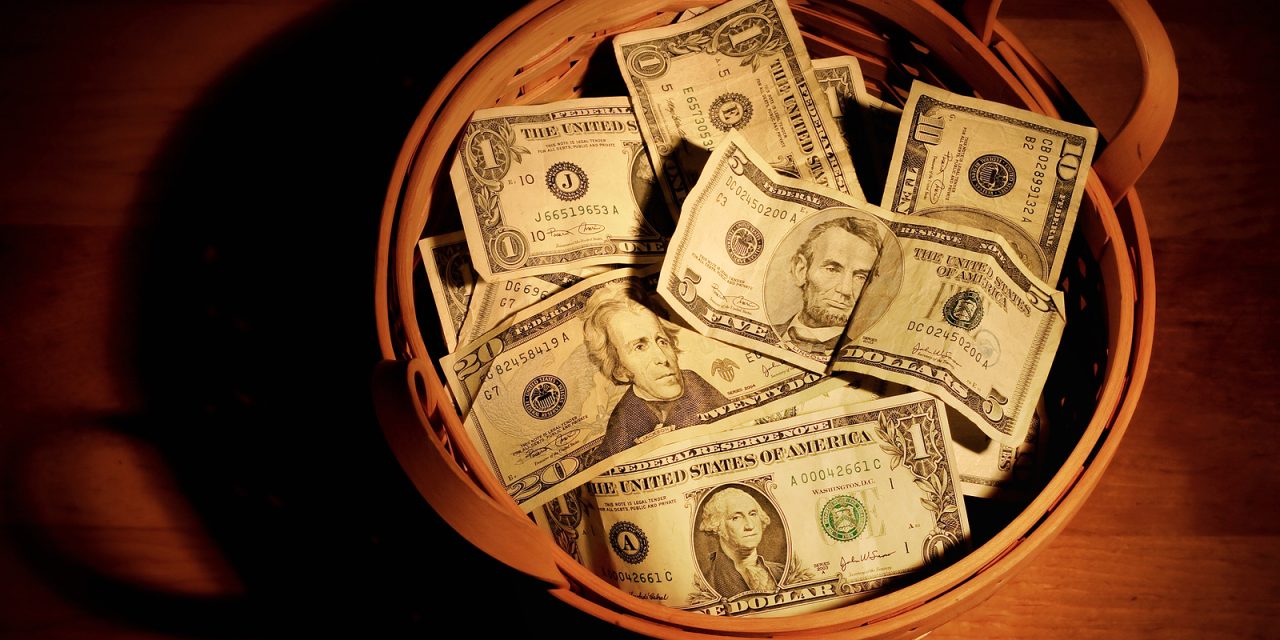 Lifeway Research – Most Churches Still Pass the Offering Plate