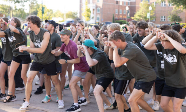 OBU Welcomes New, Returning Students to Campus on Move-In Day