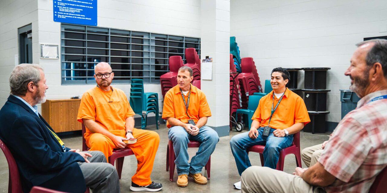 Messenger Insight 25.15 – Serving Time, Serving Jesus