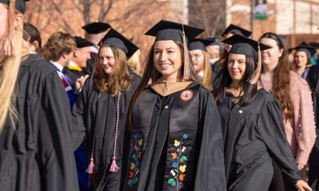 OBU Celebrates Winter Commencement; Loughridge Delivers Address