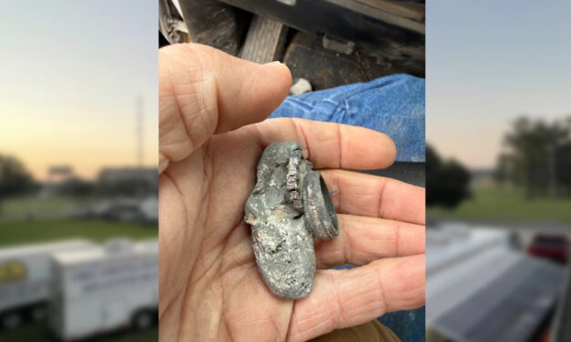 Oklahoma Disaster Relief Team Recovers Wedding Rings for Married Couple