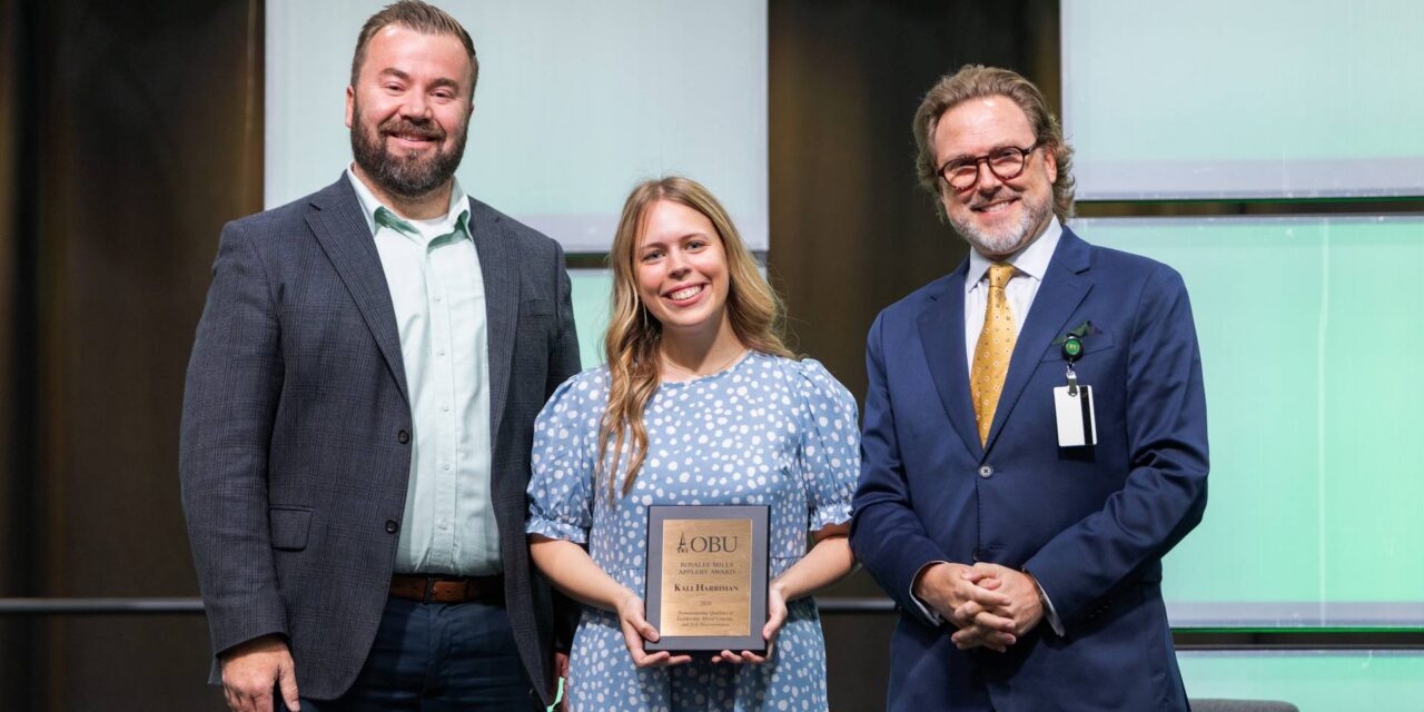 OBU Recognizes Outstanding Seniors During Awards Chapel