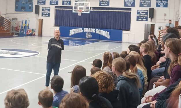 Daniel Ritchie Inspires Students in Illinois
