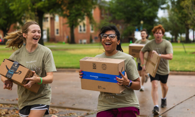 OBU’s Continued Enrollment Growth Celebrated With New and Returning Students During Move-In Day