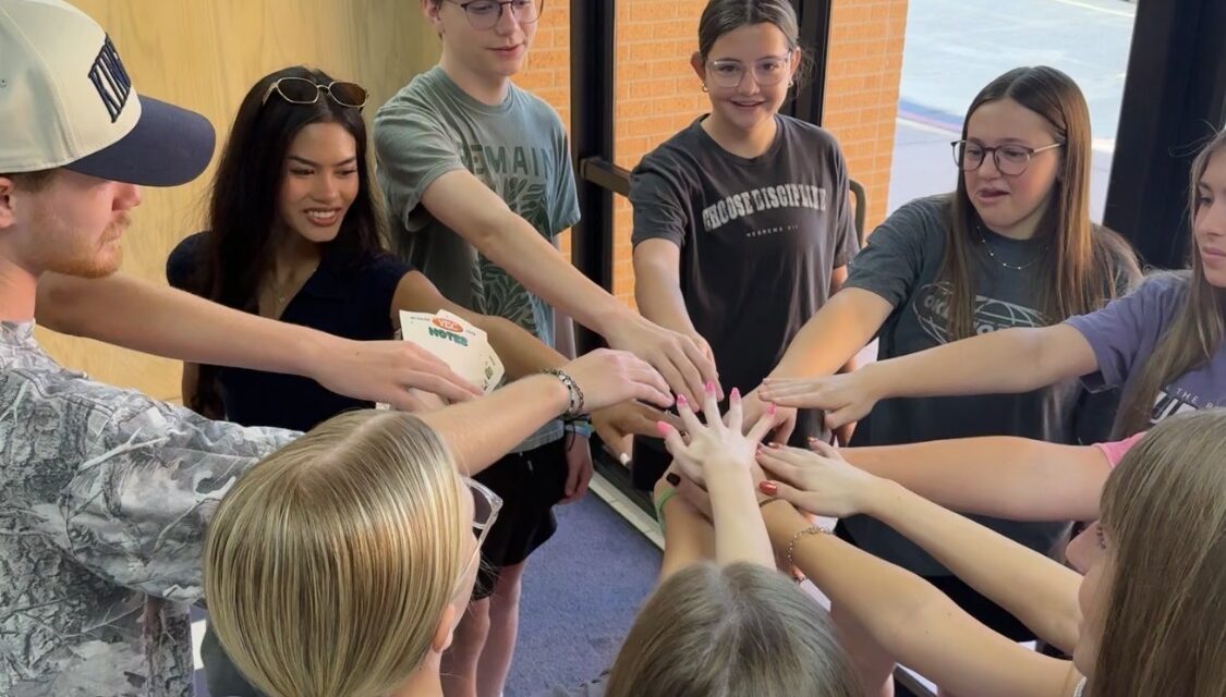 Youth Evangelism Conference Encourages Students to be ‘Living Loud’ in Their Faith